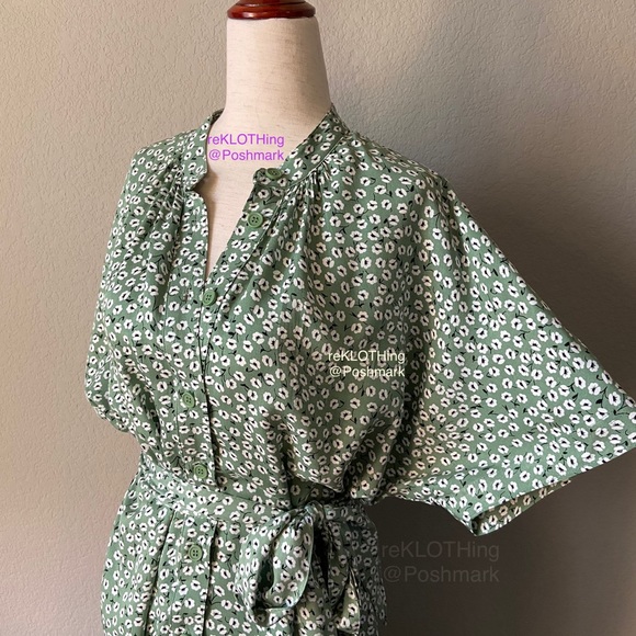 H&M Dresses & Skirts - ❌SOLD❌ Floral Green/White Tie-Belt Midi Dress